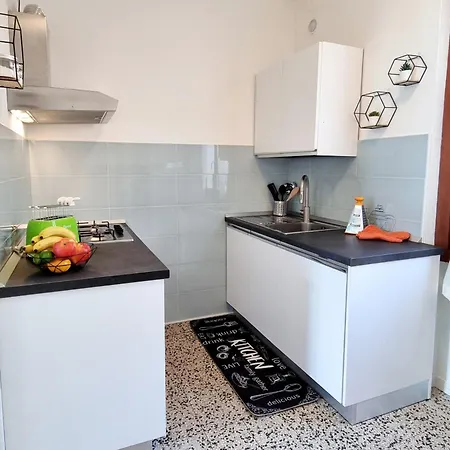 A Casa Di Nina & Turi Con Giardino E Veranda * 东戈